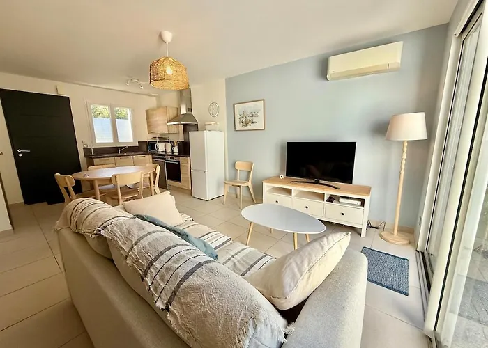 Le Rondeau L Exterieur Privatif * La Rochelle (Charente-Maritime)